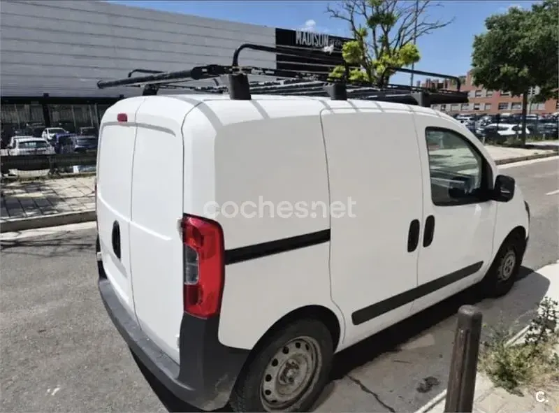 Usado Peugeot Bipper Access 75 CV (55 kW) 2014 Blanco Monovolumen