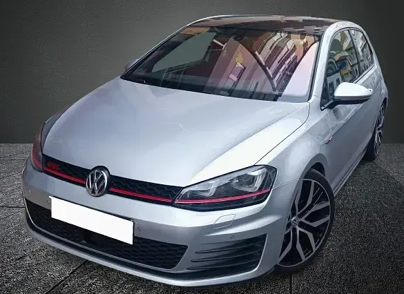 Usado VW Golf VII GTI 230 CV (169 kW) 2013 Gris Utilitario