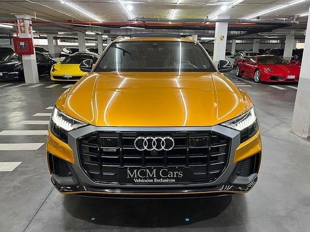 Usado Audi Q8 Ambiente 286 CV (210 kW) 2019 Naranja SUV