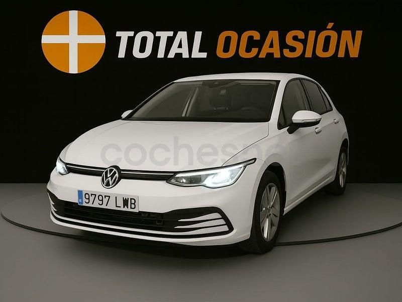 Usado VW Golf VIII 110 CV (80 kW) 2022 Blanco Berlina
