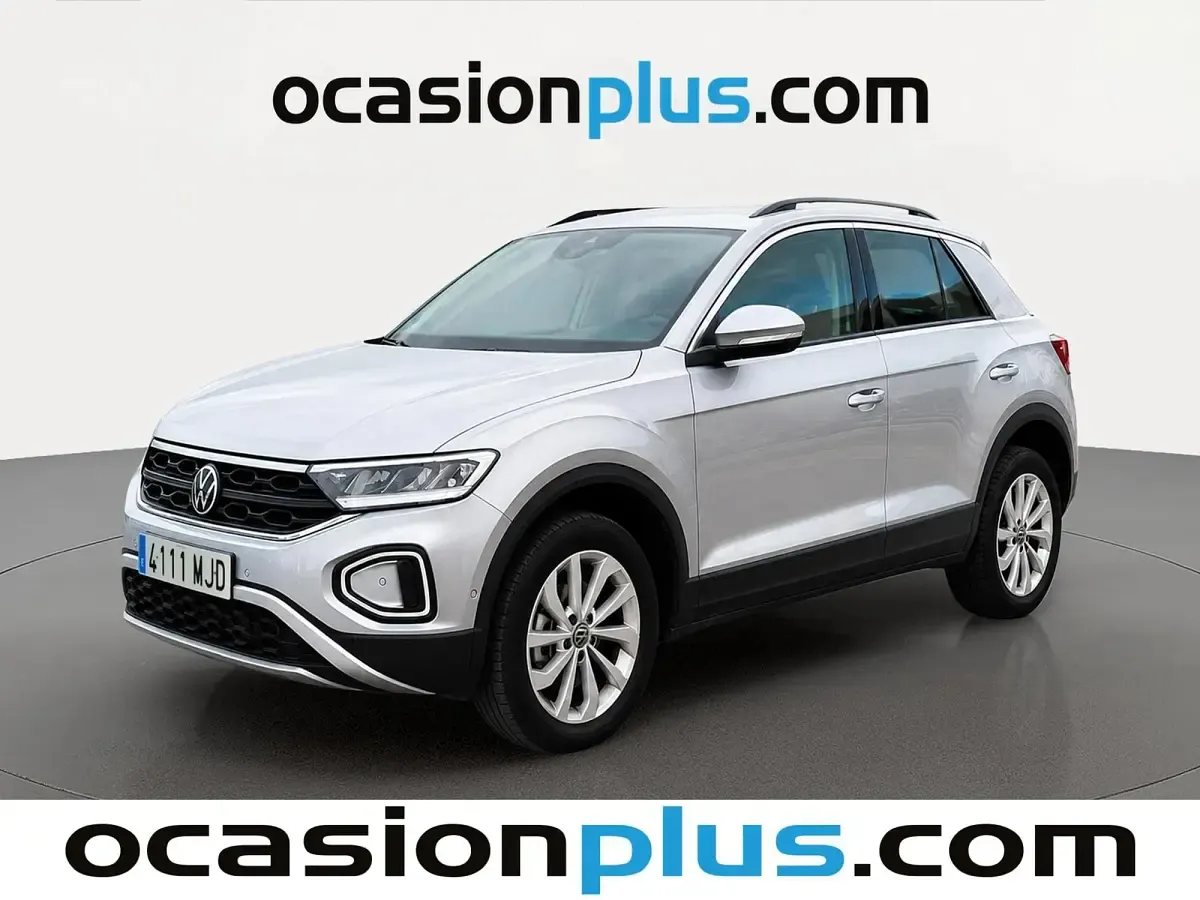 Usado VW T-Roc Life 150 CV (110 kW) 2023 Gris plata SUV