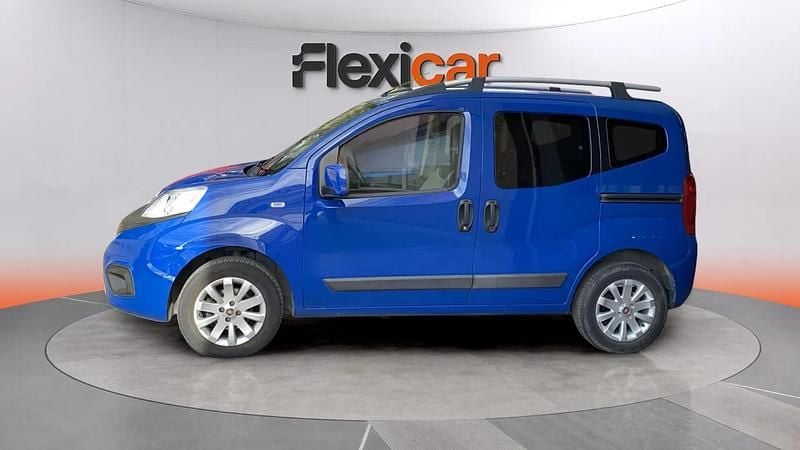 Usado Fiat Qubo Easy 77 CV (56 kW) 2019 Azul Monovolumen