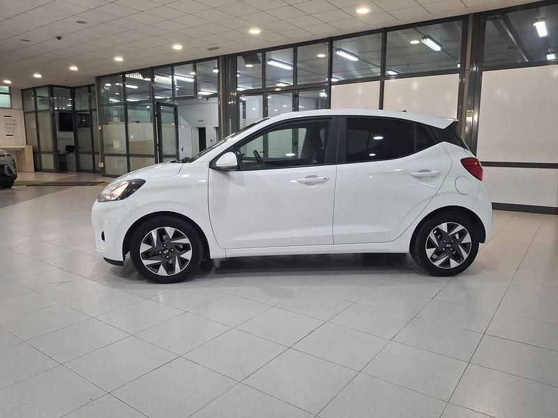 Usado 2025 Hyundai i10 Utilitario | 14.700 € (Precio justo) - Imagen 1/4