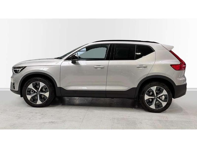 Usado Volvo XC40 Ultra 163 CV (119 kW) 2024 Plateado SUV