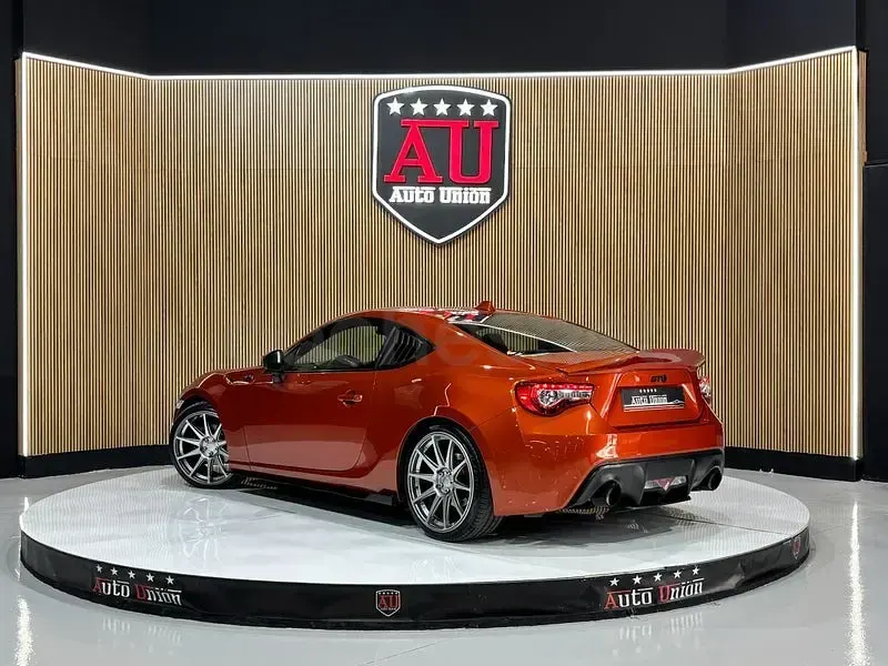 Usado Toyota GT86 GT 200 CV (147 kW) 2013 Naranja Coupe