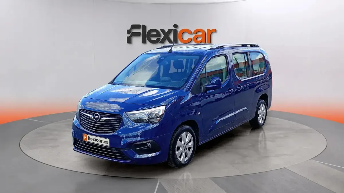 Usado Opel Combo Life XL S 131 CV (96 kW) 2019 Azul Monovolumen
