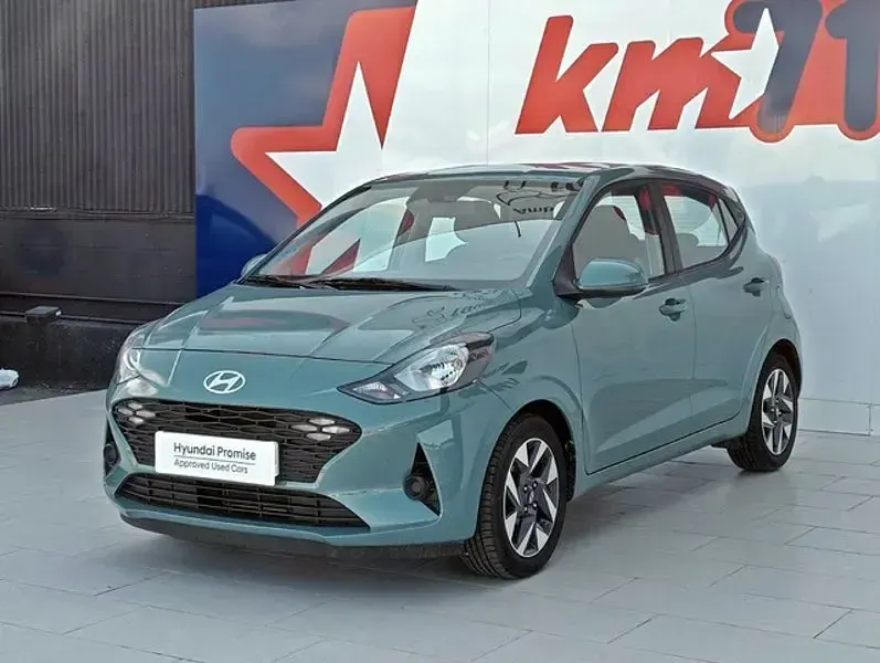 Usado Hyundai i10 63 CV (46 kW) 2024 Verde Utilitario