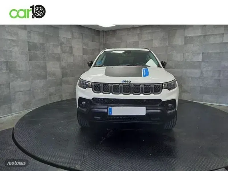 Usado Jeep Compass Trailhawk 240 CV (176 kW) 2022 Blanco SUV