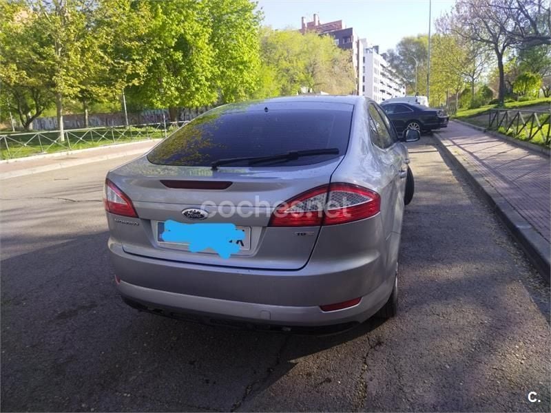 Azul Usado 2010 Ford Mondeo Trend Berlina | 3500 € (Buen precio) - Imagen 1/4