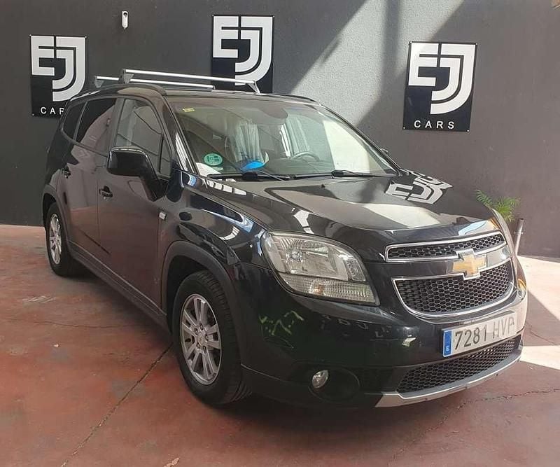 Usado Chevrolet Orlando LT 141 CV (103 kW) 2014 Negro Monovolumen