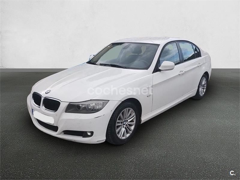 Blanco Usado 2010 BMW 320 Berlina | 9990 € (Un poco caro) - Imagen 1/4