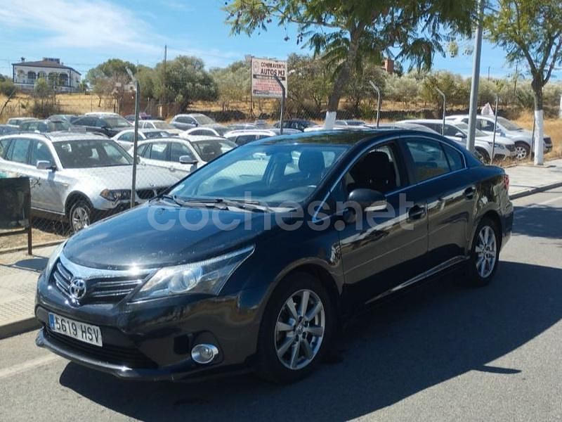 Gris / plata Usado 2014 Toyota Avensis Advance Berlina | 8500 € (Precio justo) - Imagen 1/4