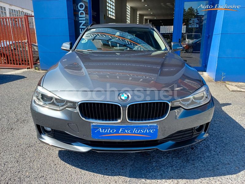 Usado BMW 318 Exclusive 143 CV (105 kW) 2013 Gris / plata Familiar