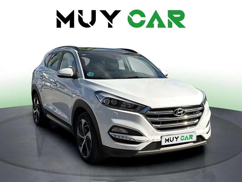 Usado Hyundai Tucson 136 HP (100 kW) 2016 Branco SUV