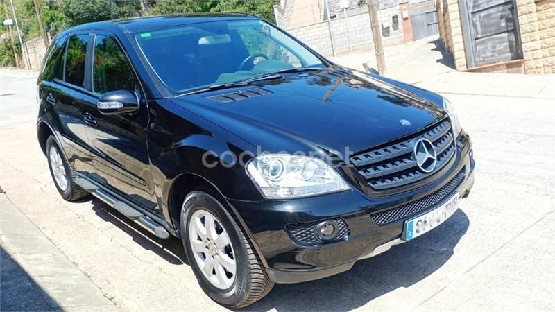 Negro Usado 2006 Mercedes ML280 SUV | 8700 € (Super precio) - Imagen 1/4