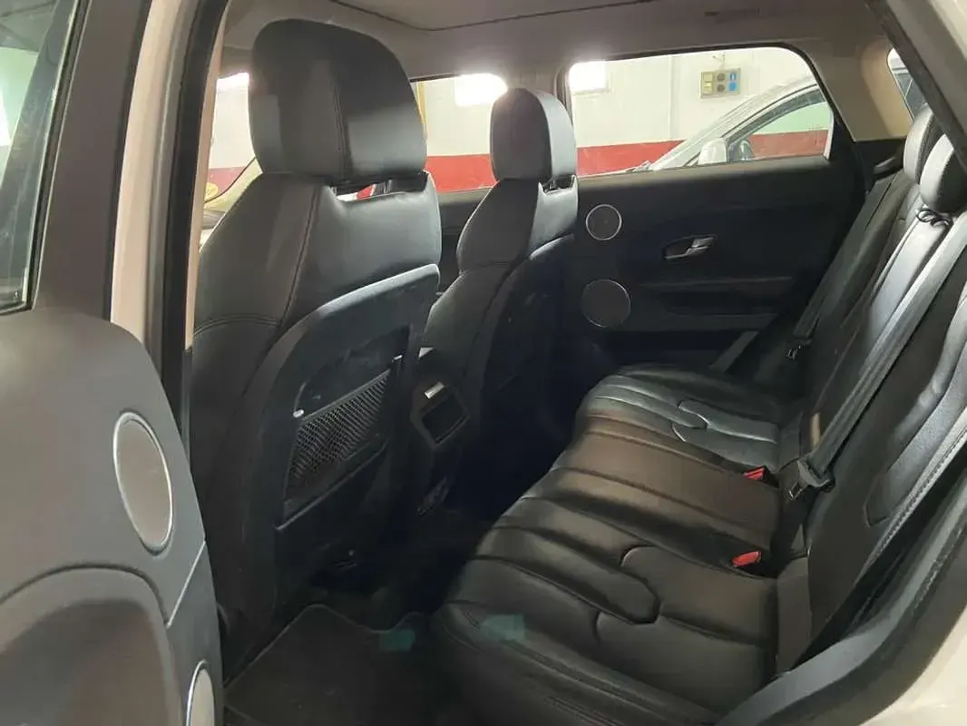 Usado Land Rover Range Rover evoque Dynamic 150 CV (110 kW) 2015 Blanco SUV
