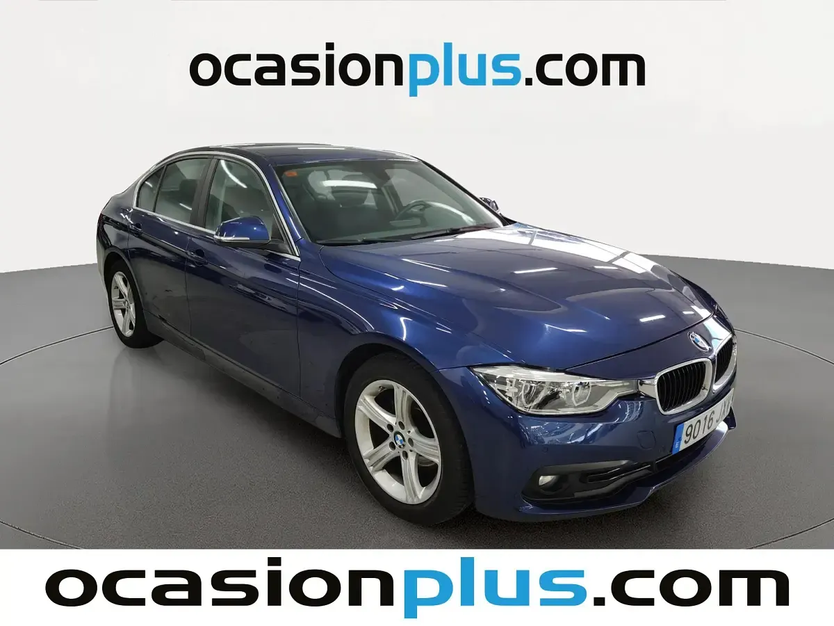 Usado BMW 318 150 CV (110 kW) 2017 Azul Berlina