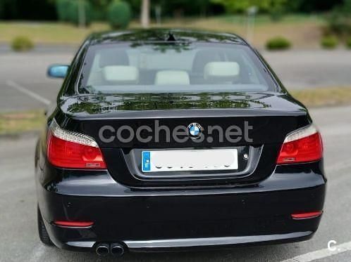 Usado BMW 530 Sport Line 235 CV (172 kW) 2010 Negro Berlina