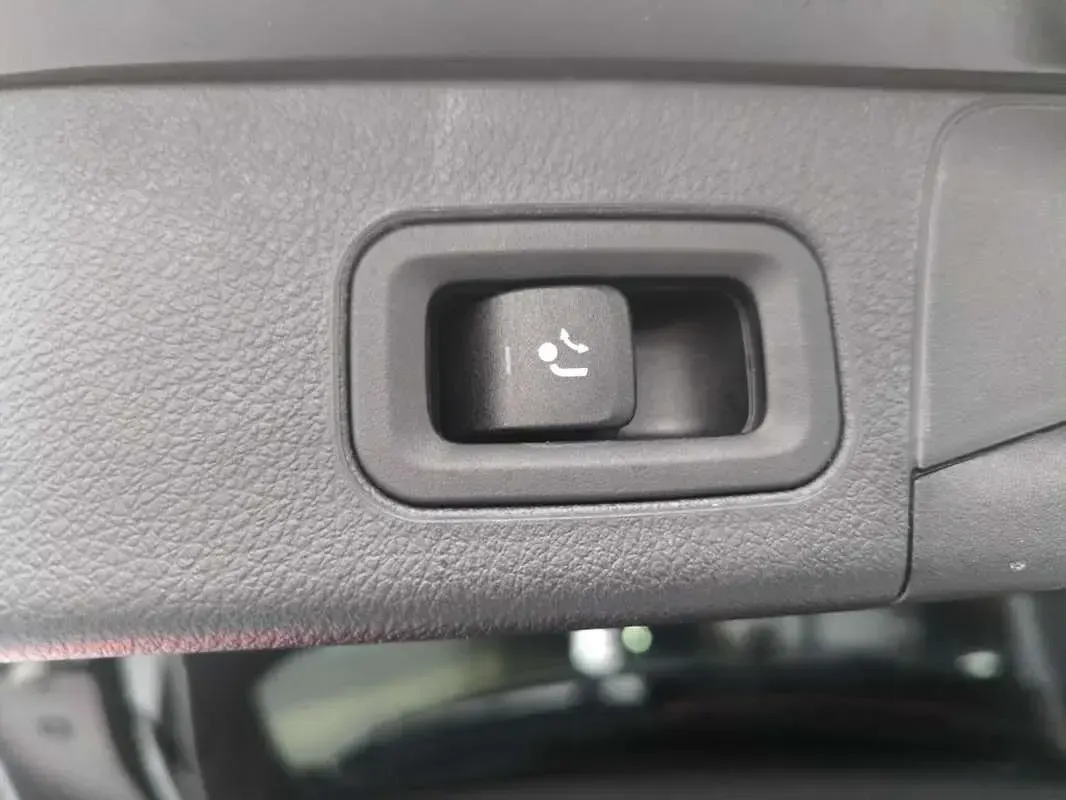 Usado Mercedes B250 218 CV (160 kW) 2021 Negro Utilitario
