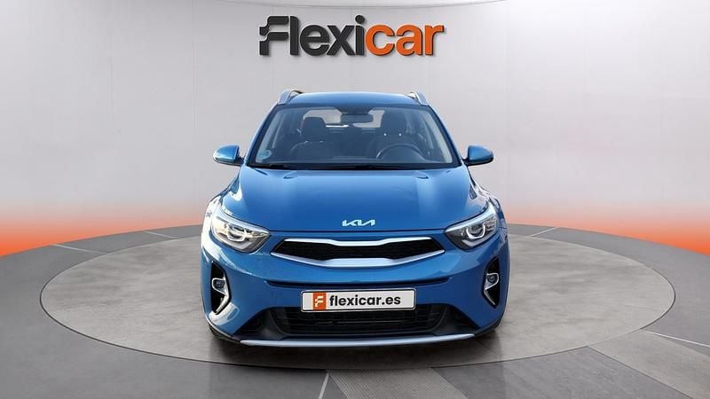 Usado Kia Stonic 84 HP (61 kW) 2023 Azul SUV