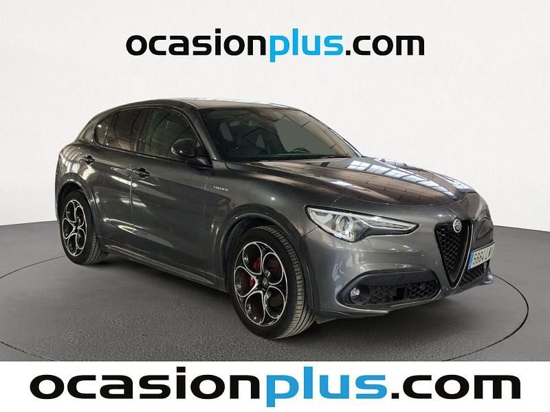 Usado Alfa Romeo Stelvio Veloce 210 CV (154 kW) 2022 Negro SUV
