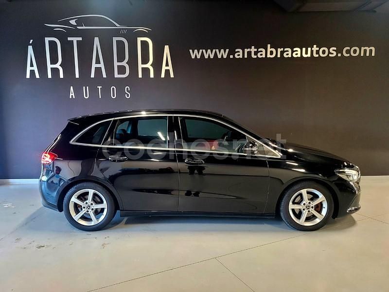 Usado Mercedes B200 150 CV (110 kW) 2019 Negro Monovolumen