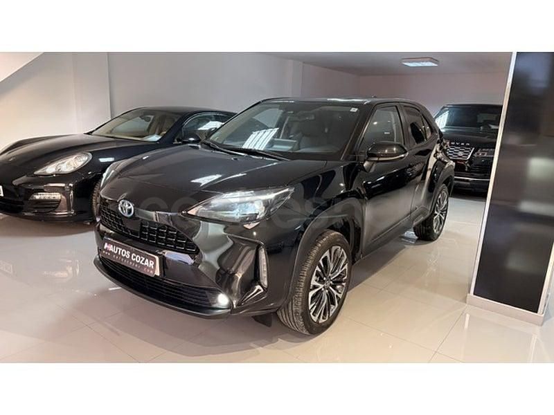 Usado Toyota Yaris Cross Style 116 CV (85 kW) 2023 Negro SUV