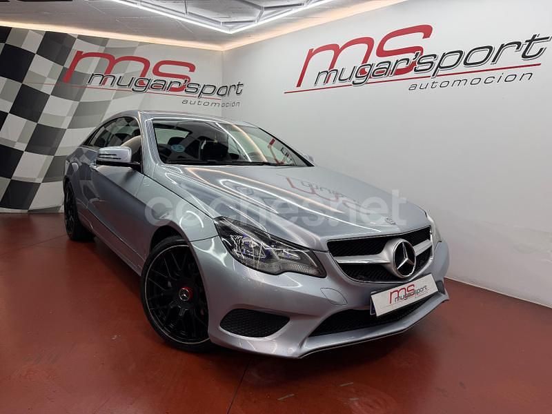 Gris / plata Usado 2015 Mercedes E220 Coupe | 13.900 € (Un poco caro) - Imagen 1/4