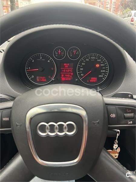Usado Audi A3 Attraction 170 CV (125 kW) 2007 Gris / plata Berlina