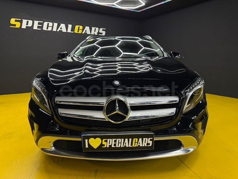 Usado Mercedes GLA200 Urban 136 CV (100 kW) 2015 Negro SUV