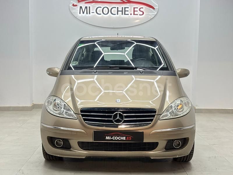 Usado Mercedes A150 Avantgarde 95 CV (69 kW) 2005 Gris / plata Berlina