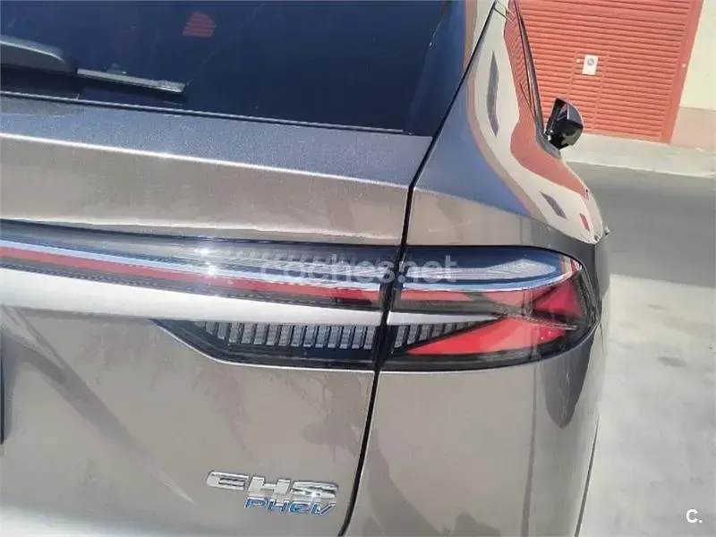 Nuevo MG HS Luxury 272 CV (200 kW) 2026 Gris / plata SUV