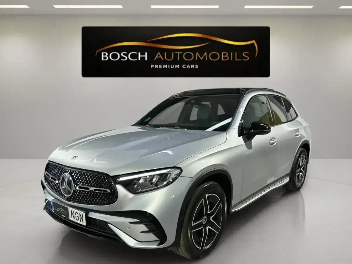 Usado Mercedes GLC220 197 HP (144 kW) 2025 Cinzento SUV