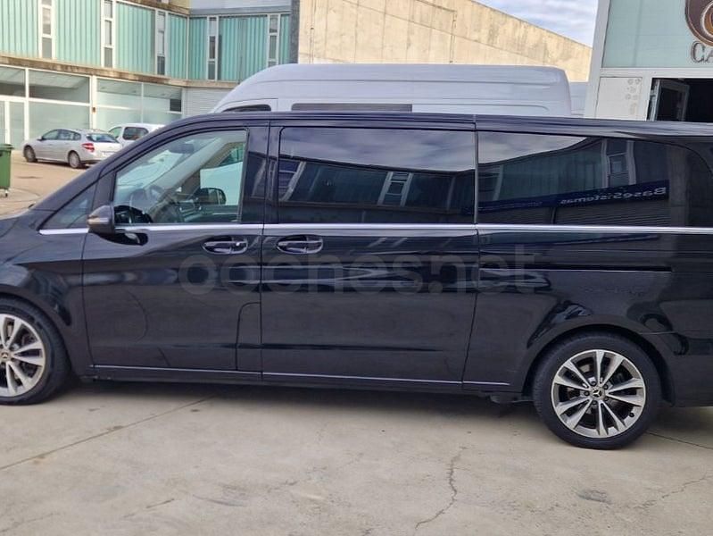 Usado Mercedes V220 Avantgarde 163 CV (119 kW) 2021 Negro Monovolumen