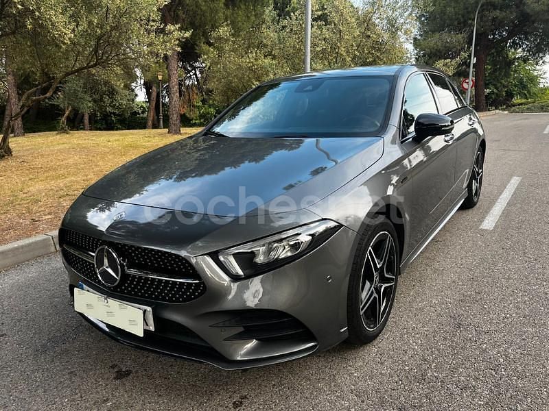 Gris / plata Usado 2021 Mercedes A250 Berlina | 28.990 € (Precio justo) - Imagen 1/4