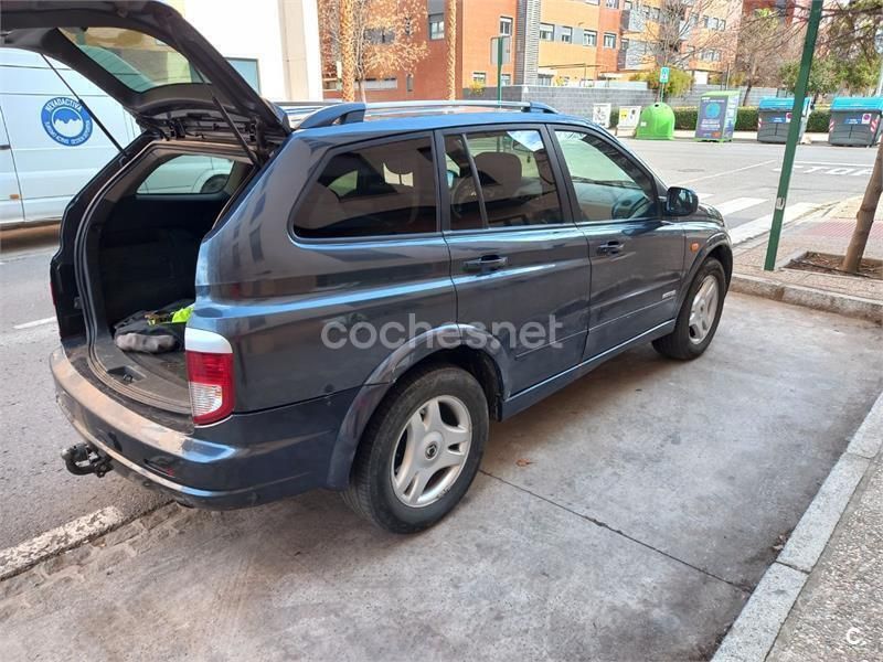 Usado Ssangyong (KGM) Kyron Limited 141 CV (103 kW) 2006 Azul SUV