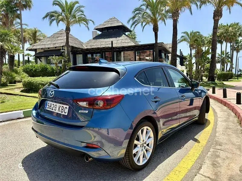 Usado Mazda 3 120 CV (88 kW) 2017 Azul Berlina