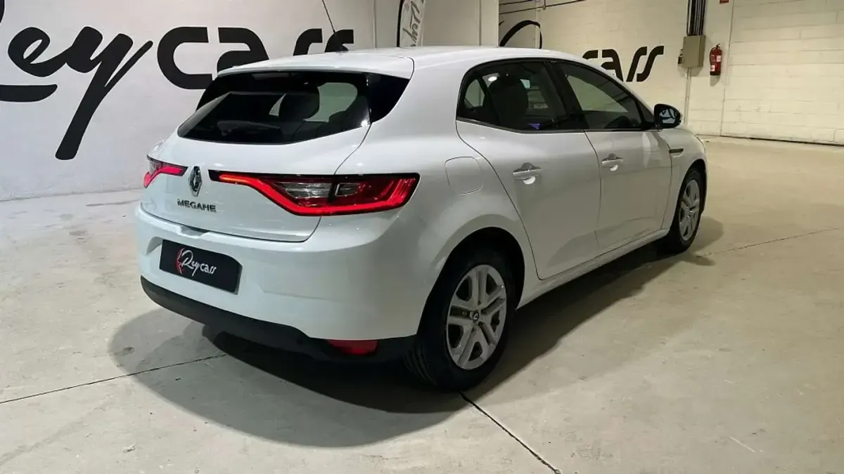 Usado Renault Mégane Business 116 CV (85 kW) 2020 Blanco Utilitario