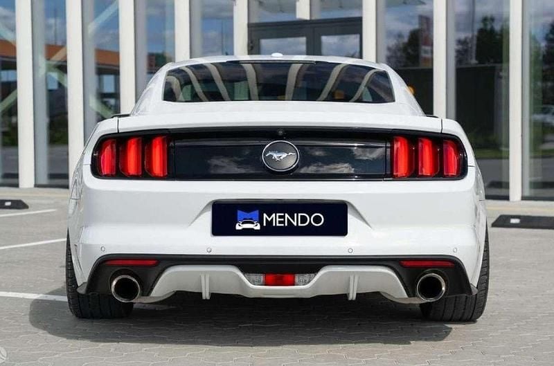 Usado Ford Mustang GT 417 CV (306 kW) 2017 Blanco Coupe