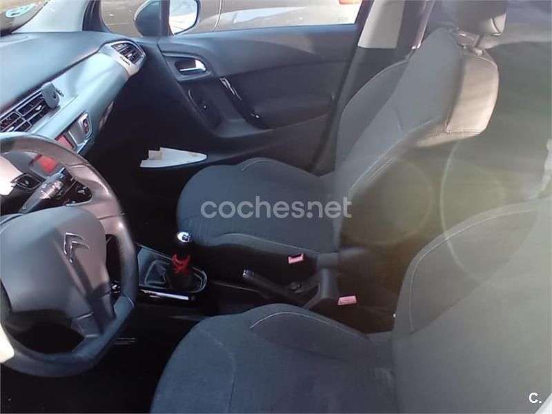 Gris / plata Usado 2017 Citroën C3 Live Utilitario | 6000 € (Super precio) - Imagen 1/4