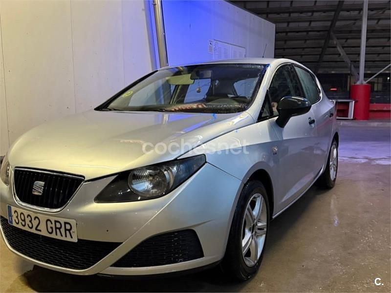 Gris / plata Usado 2009 Seat Ibiza Reference Berlina | 4500 € (Buen precio) - Imagen 1/4