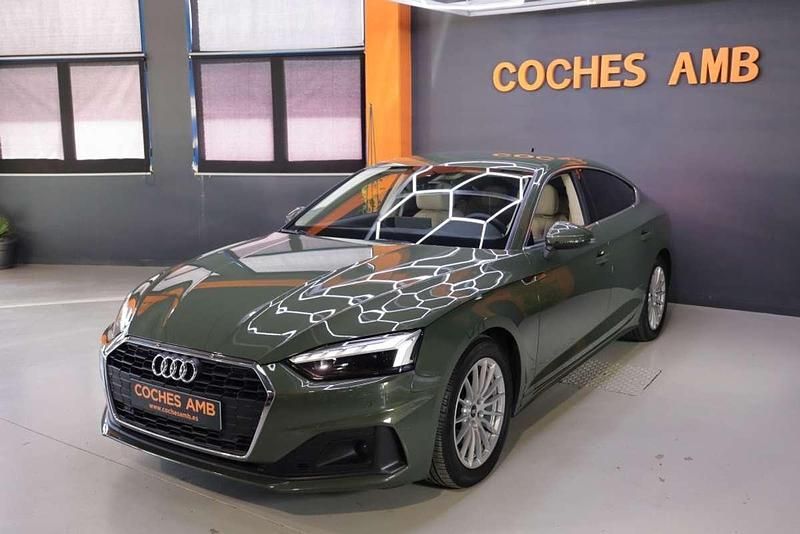 Usado Audi A5 Sportback Advanced 163 CV (119 kW) 2023 Verde Utilitario