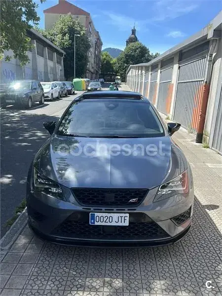 Usado Seat Leon CUPRA 290 CV (213 kW) 2016 Gris / plata Berlina