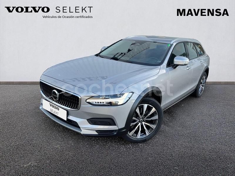 Gris / plata Usado 2023 Volvo V90 CC Core Familiar | 55.200 € - Imagen 1/4