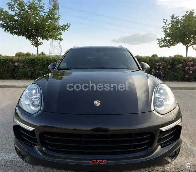 Usado Porsche Cayenne Platinum Edition 245 CV (180 kW) 2015 Negro SUV