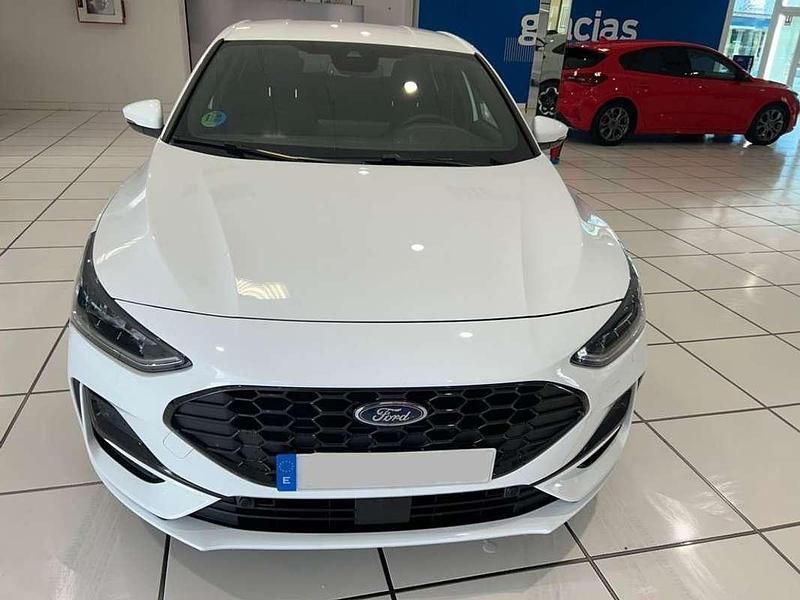 Usado Ford Focus ST-Line X 125 CV (91 kW) 2025 Blanco Berlina