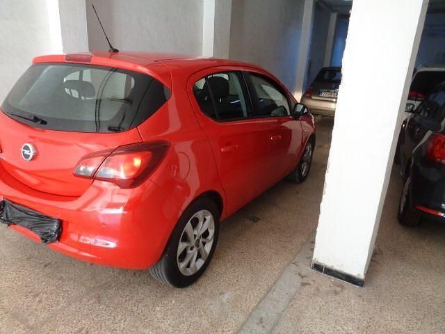 Usado Opel Corsa Selective 90 CV (66 kW) 2019 Rojo Utilitario