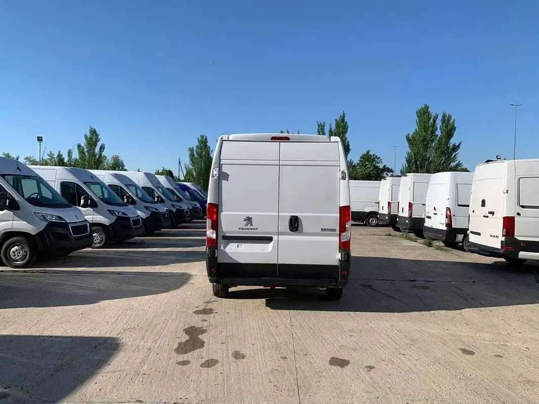 Usado Peugeot Boxer S 139 CV (102 kW) 2022 Blanco Van