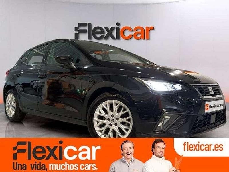 Usado Seat Ibiza FR 116 HP (85 kW) 2024 Azul Citadino
