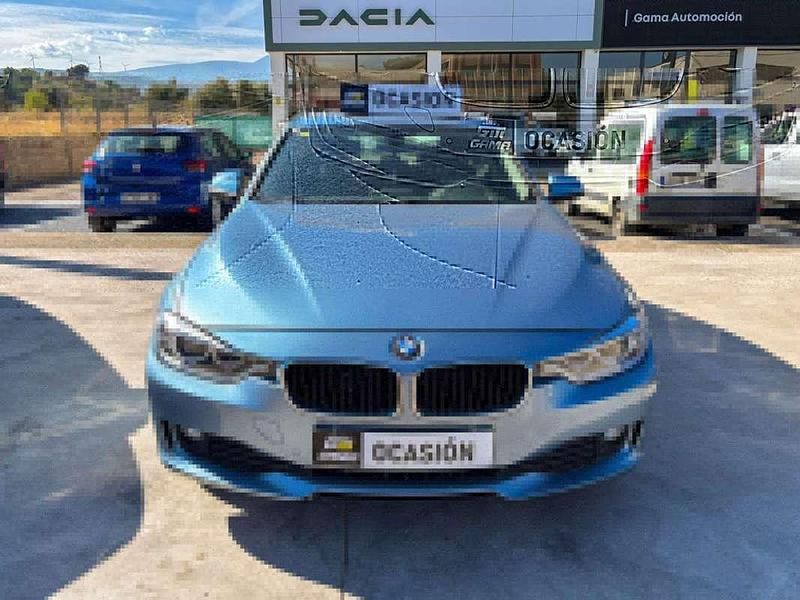 Usado BMW 318 143 CV (105 kW) 2012 Azul Berlina